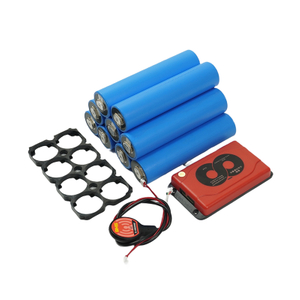 EV classifica A 40135 33140 pilha de bateria cil&iacute;ndrica recarreg&aacute;vel do l&iacute;tio Lifepo4 de 3.2V 20Ah 15Ah